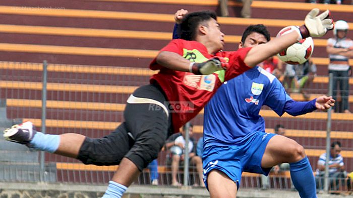 Sempat Bawa Persib U-21 Juara, Eks Kiper Persib Ini Pilih Pensiun dan Kerja di Bank
