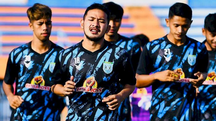 Tanpa Gian Zola, Begini Persiapan Persela Jelang Hadapi Persib 