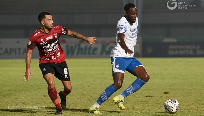 Robert tidak Yakin dengan Castillion, Ezra Walian Dipantau