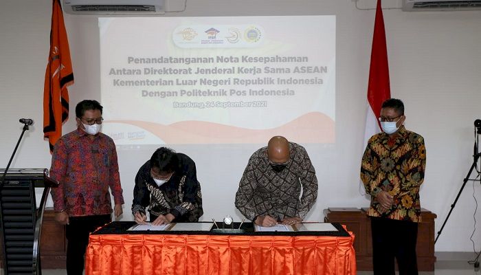 Politeknik Pos Indonesia dan Kemenlu RI Kerja Sama Buka Pusat Studi ASEAN