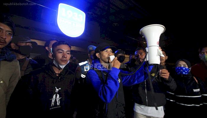 Sore Ini Seluruh Elemen Bobotoh Kumpul, Ada Apa?