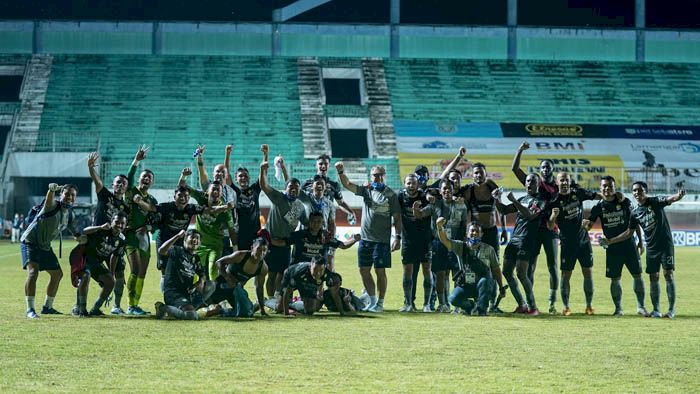 Prediksi Jitu dan Catatan Evaluasi Robert Alberts Saat Persib Tumpas Persela
