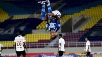 Foto: Galeri Selebrasi Pemain Persib Sapu Bersih Kemenangan di Seri 2 Liga 1 2021