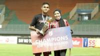 Mantan Bek Persib Ini Dinilai Paling Kokoh dan Spartan Menurut Miftahul Hamdi 