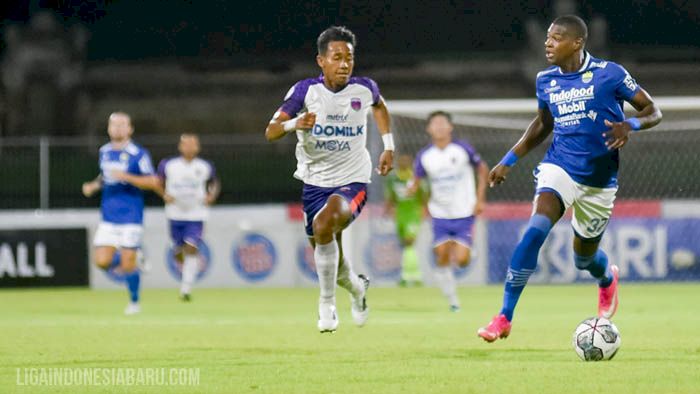 Persib Menang Lewat Penalti, Robert Alberts Soroti Hal Ini 