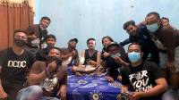 Bobotoh Extra Jenguk dan Semangati Bobotoh Korban Luka Serius Kecelakaan di Jalan Tol