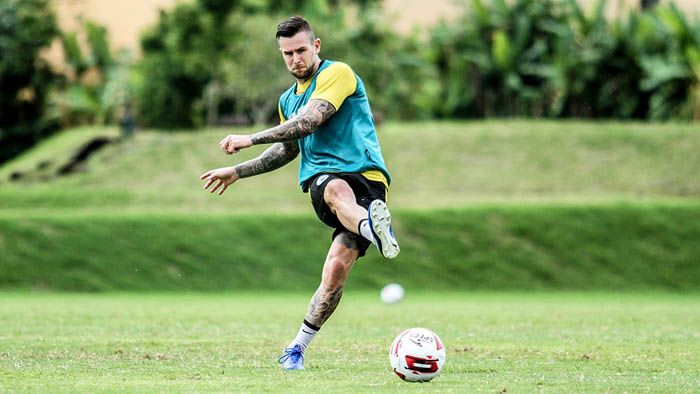 Aaron Evans Sampaikan Salam Perpisahan kepada PSS Sleman, Eks Persib Langsung Merespons