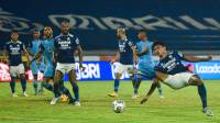Terungkap, Persija Berkali-kali Goda Bek Persib