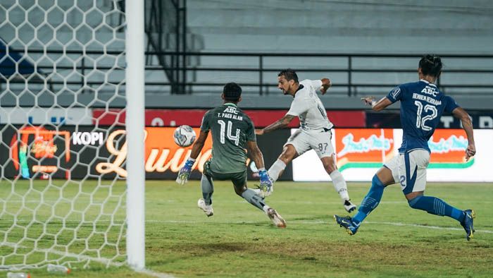 Pelatih PSIS Sebut Fariq Hitaba Jadi Biang Keladi Kegagalan Timnya Menang atas Persib