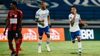 Penjelasan Jupe Soal Gaya Bermain Persib Yang Bertahan dan Andalkan Fast Break