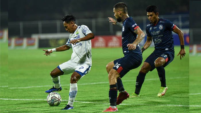 Takluk dari Persib, Arema Belum Lempar Handuk dalam Perburuan Gelar Liga 1