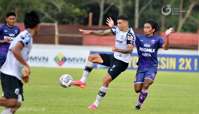 HASIL LIGA 1: Ciro Alves Jadi Bintang dalam Drama 5 Gol Persela vs Persikabo 1973