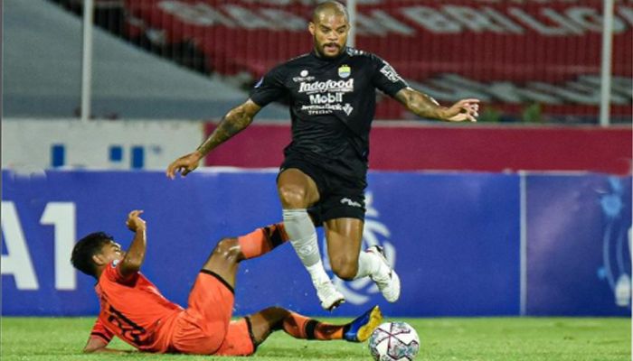 LIGA 1: Robert Sampaikan Kabar Baik Jelang Laga Persib vs Persebaya