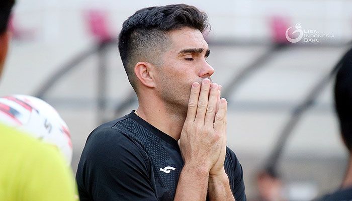 Mantan Bek Persib Berambisi 'Kawinkan' Gelar Juara Liga 1 dan Liga 2