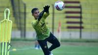 Direktur Persib Ungkap Alasan Dhika Bhayangkara Tolak Tawaran Kontrak Baru