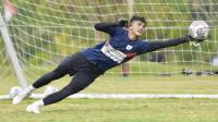 Intip Video Aksi-aksi Penyelamatan Kiper Baru Persib Fitrul Dwi Rustapa