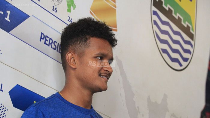 Dianggap Suksesor Ardi Idrus, Begini Tanggapan David Rumakiek