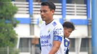 Gol Spektakuler Dedi Kusnandar di Gim Internal Persib Dipuji Rekan Seprofesi dan Bobotoh