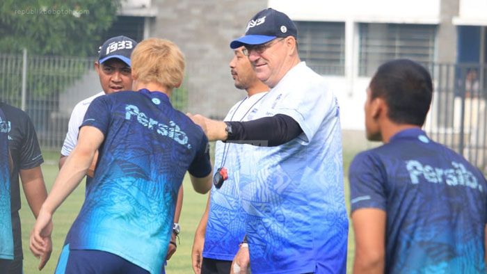 Kata Pelatih Persib Soal Adaptasi Pemain Baru