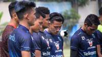 Pemain Persib 'Menangis' Disela-sela Latihan, Bobotoh: Alahhh siah