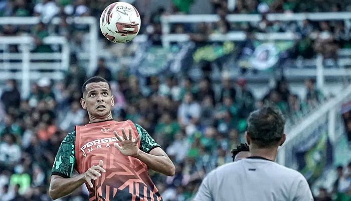 Rindu Berat Nyetadion, Puluhan Ribu Bonek Hadir di Laga Persebaya vs Persis Solo