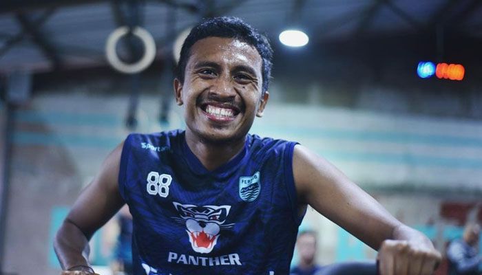 Syafril Lestaluhu Jadi Pemain ke 13 yang Dilepas, Bos Persib Ungkap Alasannya