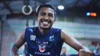 Syafril Lestaluhu Jadi Pemain ke 13 yang Dilepas, Bos Persib Ungkap Alasannya