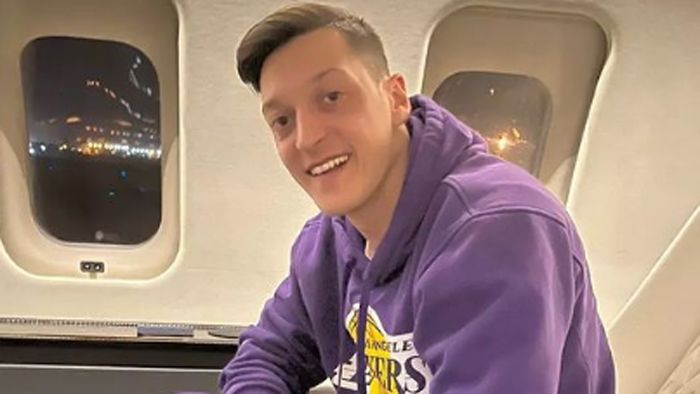 Mesut Ozil: Hey Indonesia, Saya Akan Datang