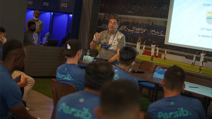 Berlangsung 90 menit, Ini Yang Dibahas Dalam Pertemuan Perdana Persib 