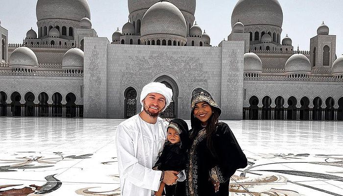 Marc Klok Kunjungi Masjid Agung Sheikh Zayed, Netizen: Masya Allah Akhi