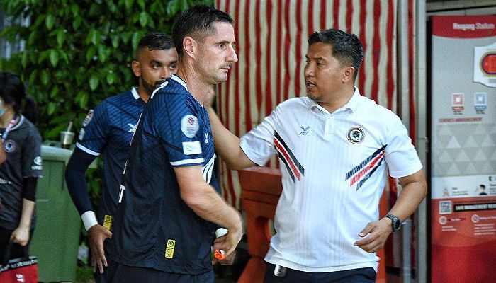 Reuni Eks Striker Persib yang Kini Jadi Kepala Tim Tanjong Pagar United