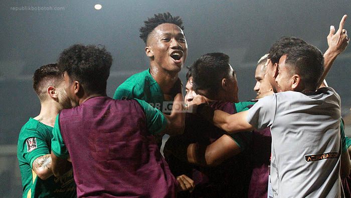 Aji Santoso: Kami Tidak Akan Bertahan!