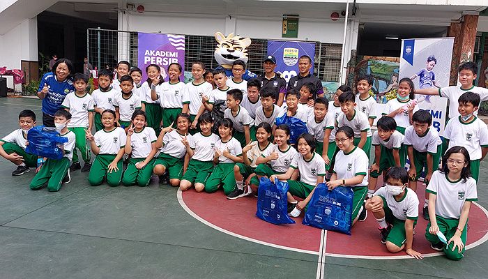 Persib Goes to School: Tantan dan Gilang Angga Sapa Murid SD Santa Ursula