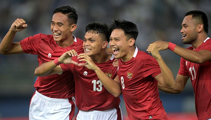 Selain Persib, Bek Kesayangan Shin Tae-yong Ini Gosipnya Dibidik Persija