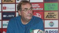 Sejumlah Pilar Absen, Robert Beri Sedikit Bocoran Line Up Persib