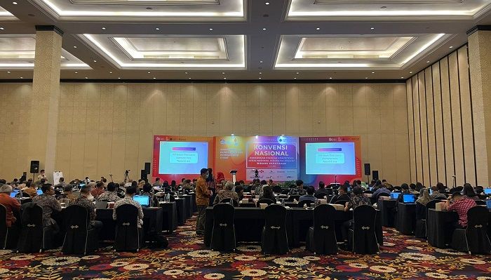 OJK dan Kemnaker Gelar Konvensi Nasional Rancangan Standar Kompetensi Kerja Bidang Kepatuhan