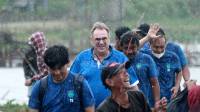 Robert Alberts Heran Musibah Terhadap Timnya Masih Terus Bertambah