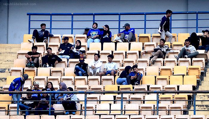 Laga Kandang Perdana Persib di Liga 1 Sepi Penonton, Jumlahnya Cuma Segini