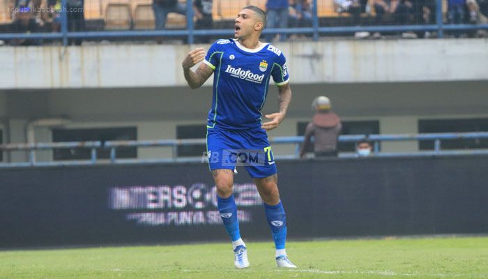 Di Balik Kekalahan Dari Madura United, Robert Alberts Sampaikan Kabar Gembira