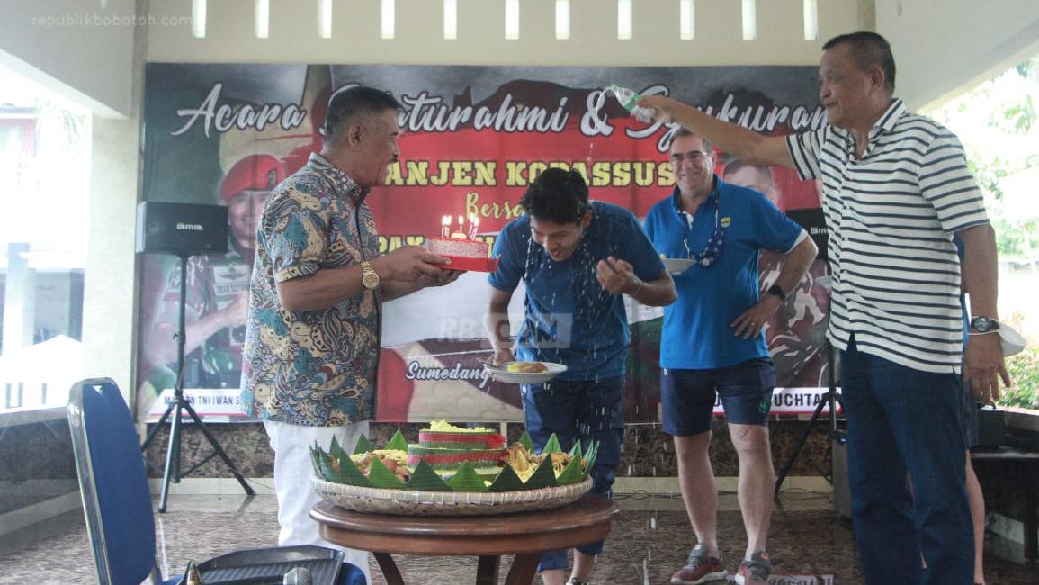 Kebahagiaan Ferdiansyah Kian Lengkap Karena Hari Ulang Tahunnya Dirayakan Bersama Tim Persib