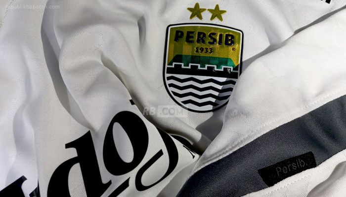 TERPOPULER: Rencana Henhen untuk Daisuke Sato Hingga Syarat yang Diminta Marc Klok Jika Persib Bermain Malam