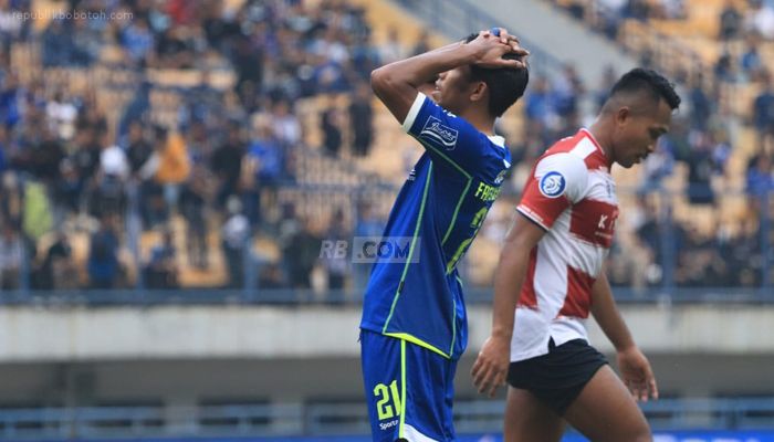 Berkaca dari Musim Lalu, Robert Alberts Optimistis Bisa Mengubah Kondisi Persib