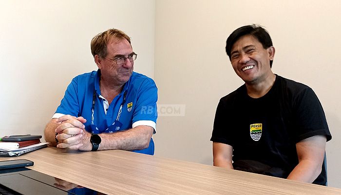 Robert Maafkan Tendi Rustendi dan Janji Beri Hadiah Jersey Persib