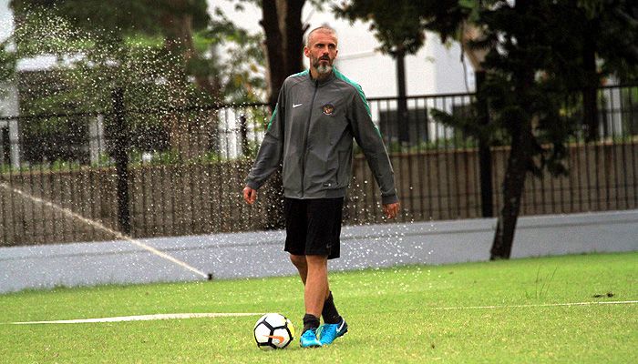 Nasib 3 Pelatih asal Spanyol Pendahulu Luis Milla di Liga 1