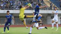Angkat Persib dari Zona Degradasi, Pelatih Sementara Ini Tetap Membumi