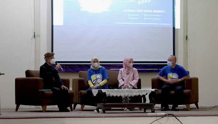 Kanwil DJP Jabar I Ajak Siswa SMAN 3 Bandung Kenal Pajak lewat Pajak Bertutur
