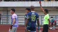 Komentar Pelatih Bali United Soal Cekcok Nadeo vs Ricky yang Berujung Kartu Merah