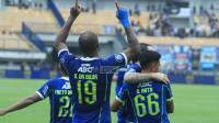 FT: Persib Keluar Dari Zona Degradasi Kalahkan PSIS Semarang 2-1