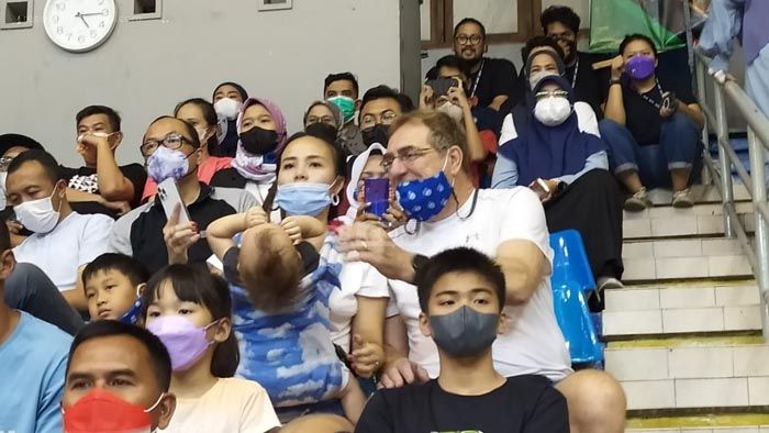 Saksikan 'Saudara' Persib Bertanding, Robert Alberts: Sangat Disayangkan