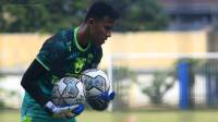 Sudah Tidak Sabar, Kiper Persib Bawa 'Bekal' Hadapi Latihan Perdana